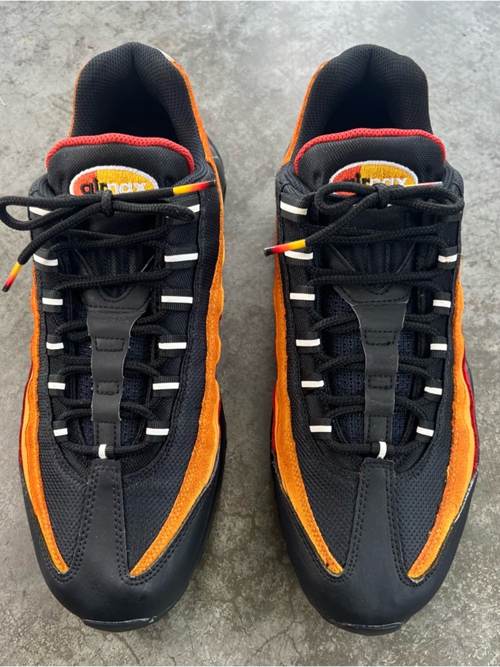 Nike Air Max 95 University Gold Red Size 12 Suede Retro Streetwear - Picture 3 of 8